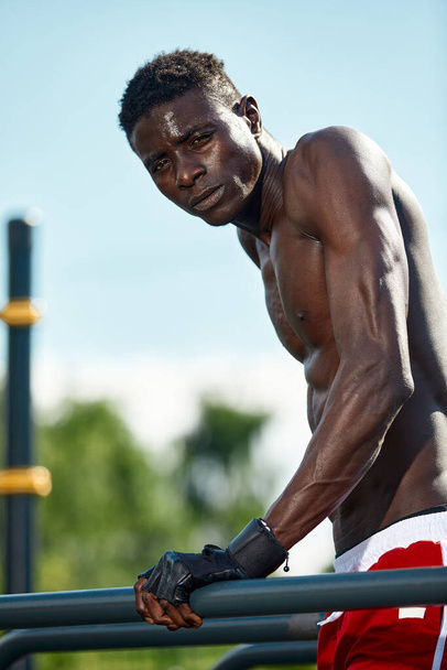 Portrait of topless afcan sportsman ready to training. - Fotoğraf, Görsel