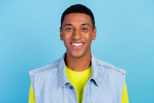 Photo of young cheerful african guy toothy smile cavity protection dentist isolated over blue color background - 写真・画像