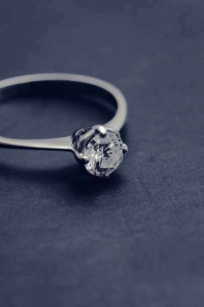 Винтажное бриллиантовое кольцо
 - Фото, изображение