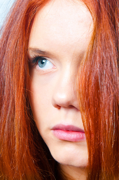 The red-haired girl - Zdjęcie, obraz