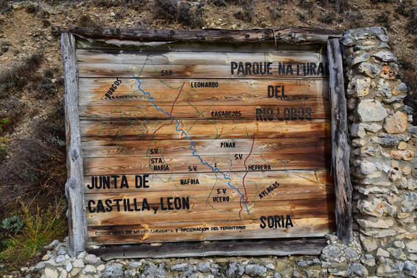 Cartel Ucero Cañón del Río Lobos provincia de Soria - Foto, imagen
