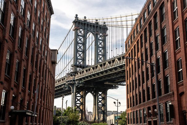 Manhattan Bridge in New York City, NY, USA - Φωτογραφία, εικόνα