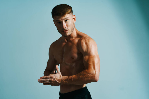 male with bulging topless muscle workout posing bodybuilder - Fotoğraf, Görsel