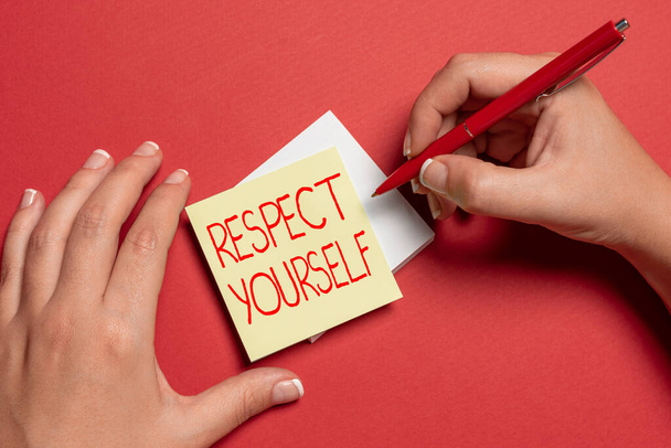 Text caption presenting Respect Yourself. Business approach believing that you good and worthy being treated well Drawing Creative Designs Taking Important Notes Planning New Ideas - Photo, Image