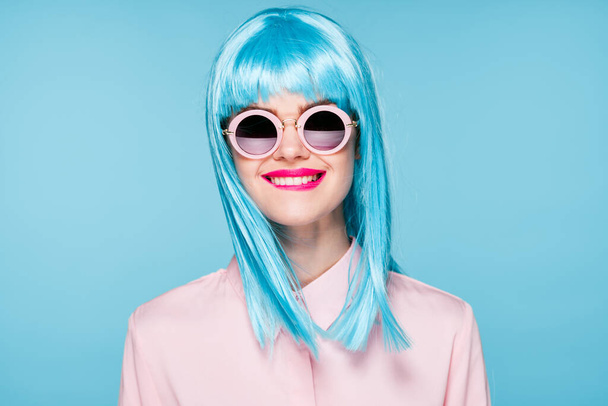 beautiful woman in blue wig sunglasses Glamor fashion - Foto, immagini