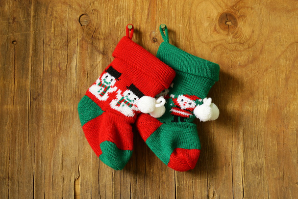Chaussettes tricotées de Noël pour cadeaux décoration festive traditionnelle
 - Photo, image