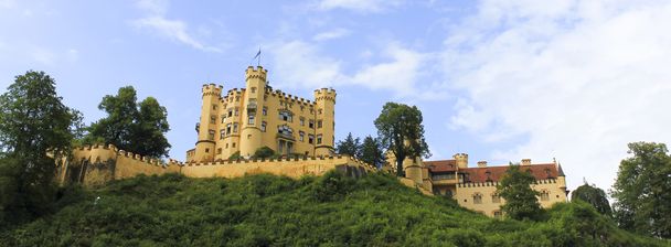 Château de Hohenschwangau dans les Alpes bavaroises - Allemagne
  - Photo, image