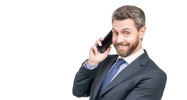 Щасливий адвокат в офіційному костюмі розмовляє на мобільному телефоні ізольовано на білому копіювальному просторі, телефонуйте
 - Фото, зображення