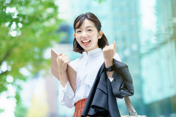 business woman in a cheering pose - Zdjęcie, obraz