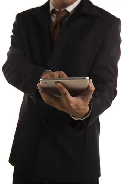 Geschäftsmann arbeitet an digitalem Tablet - Foto, Bild