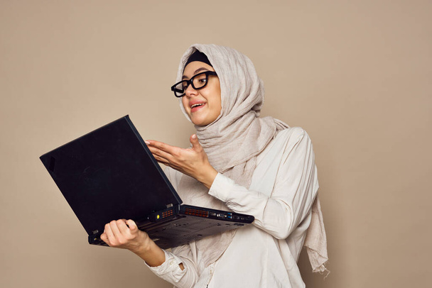 muslim woman with laptop work learning technology - 写真・画像
