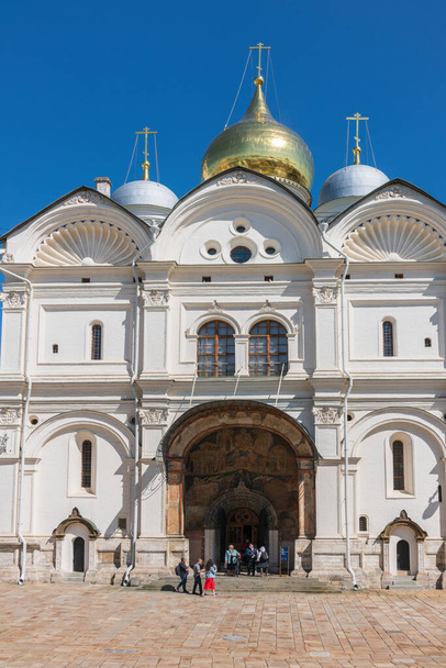 Az Arkangyal Katedrálisa Moszkvában. Az Arkangyal Katedrális az orosz ortodox templom szentelt arkangyal Mihály. A Moszkvai Kreml Székesegyház terén található. - Fotó, kép