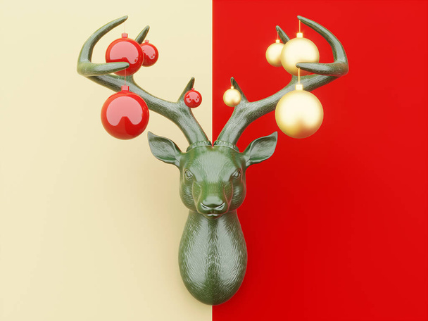 Una cabeza de ciervo verde en la pared, con juguetes de Navidad en las astas. Parte del fondo es amarillo, parte del fondo es rojo. Concepto festivo. Renderizado 3D - Foto, Imagen