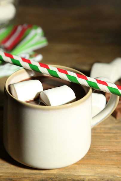 Chocolate with marshmallows - Φωτογραφία, εικόνα