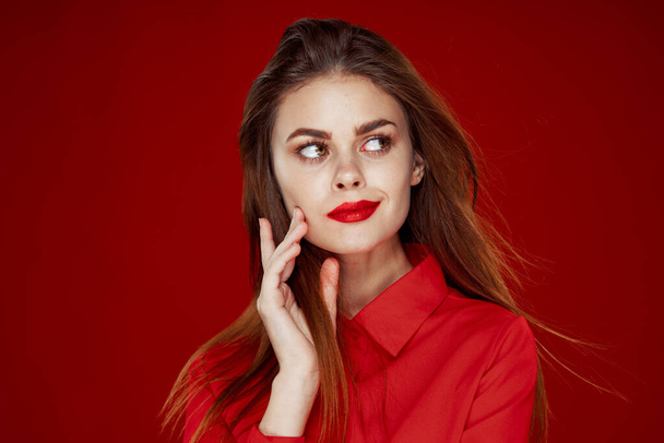 woman in red shirt posing fashion red lips fun - Fotoğraf, Görsel