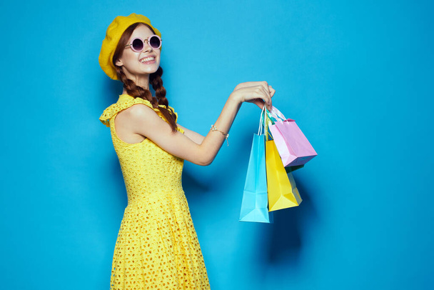 cheerful woman shopping entertainment lifestyle isolated background - Fotografie, Obrázek
