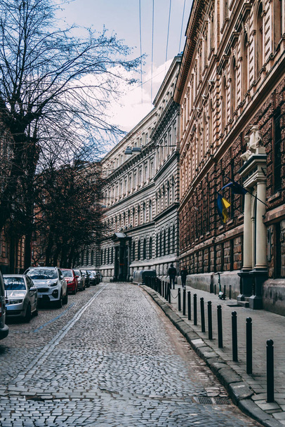 The vertical shot of the urban view of Lviv, Ukraine - Фото, зображення