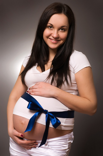 Portrait of joyful beautiful pregnant woman - Zdjęcie, obraz