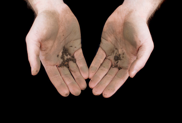 špinavé ruce izolovaných na černém - Fotografie, Obrázek