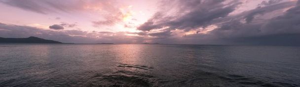 Zachód słońca na Pacyfiku Chuuk State, Mikronezja - Zdjęcie, obraz