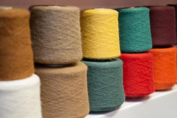 Many multi-colored bobbins of yarn. Knitting. - Fotografie, Obrázek