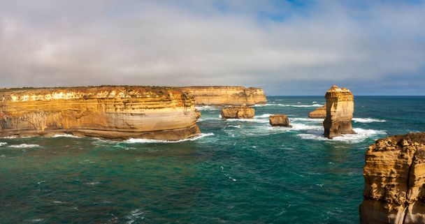 Kaunis merinäköala Great Ocean Roadilta, Port Campbellin kansallispuisto, Victoria, Australia - Valokuva, kuva