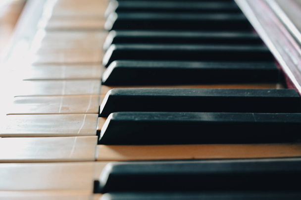 piano keyboard vintage musical instrument - Valokuva, kuva