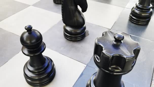 Enorme tabuleiro de xadrez e pedras - Filmagem, Vídeo