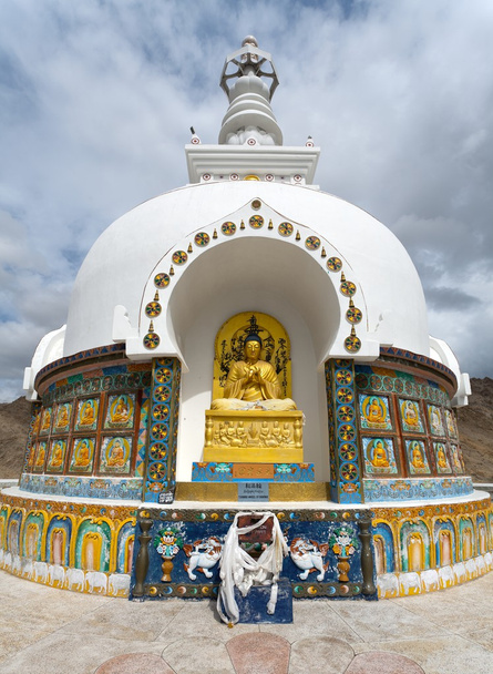 Detail of Tall Shanti Stupa near Leh - 写真・画像