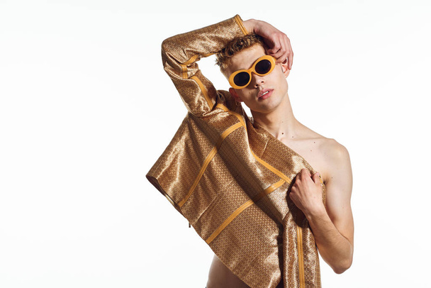 férfi női smink transznemű pózol divat lgbt közösség - Fotó, kép