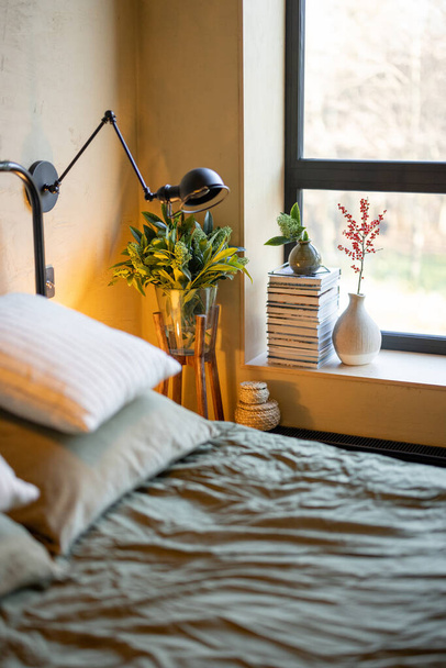 Festively decorated bedroom with twigs of nobilis - Foto, Imagem