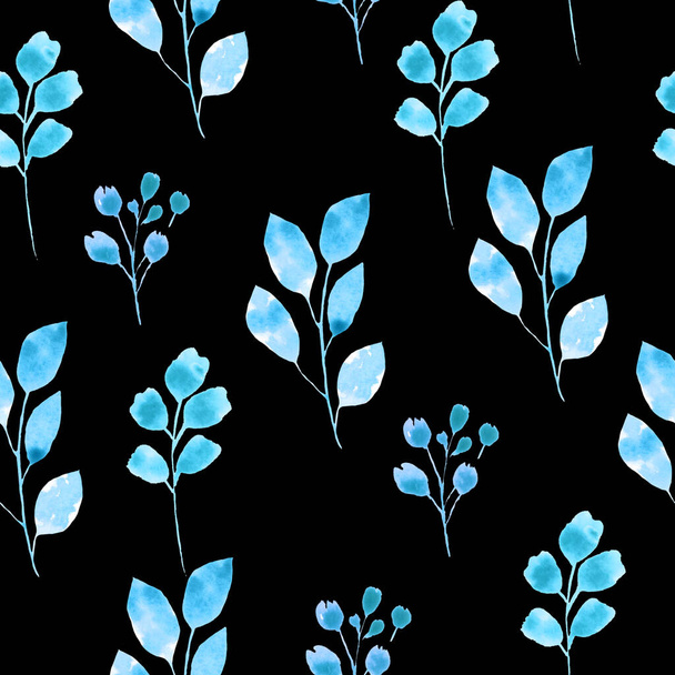 Mignon motif sans couture avec des branches bleues tendres sur fond sombre. Modèle d'aquarelle botanique. - Photo, image