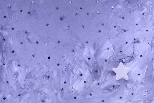 Moody talvilomat sininen tausta tähdet, pehmentänyt trendikäs väri vuoden 2022 - Valokuva, kuva