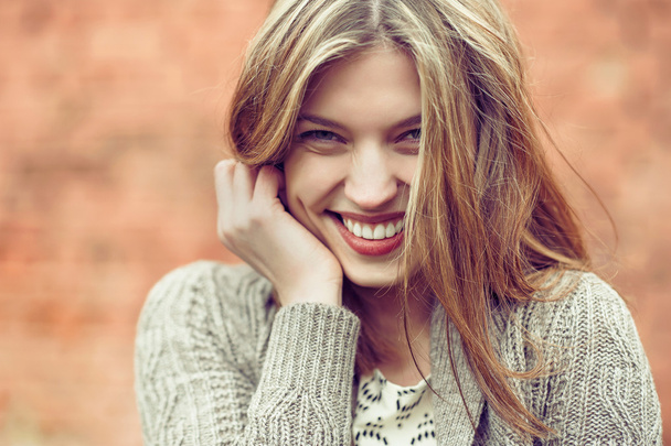 Young smiling girl - close up - Zdjęcie, obraz