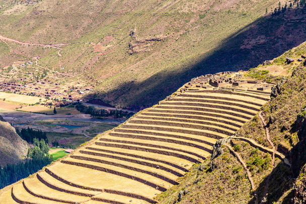 Ancient Incan farm terraces on the mountain slope, Pisac, Peru - Foto, Imagem