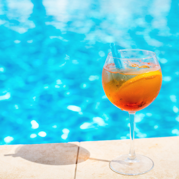 Cocktail at the swimming pool - Фото, зображення