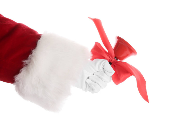 Weihnachtsmann hält Weihnachtsglocke mit rotem Band auf weißem Hintergrund, Nahaufnahme - Foto, Bild