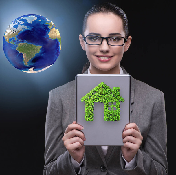 Businesswoman in recyling sustainable business concept - Photo, Image