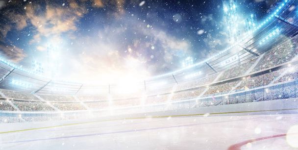 背が高すぎる。美しいホッケースタジアム。現実的な氷と雪を背景に。スポーツの概念。スポットライト付きの明るい照明。広告 - 写真・画像