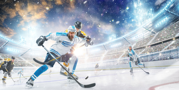Sportliche Emotionen. Hockey-Action. Kampf um den Puck. Handlungskonzept, Teamsportspiel, Energie, Werbung - Foto, Bild