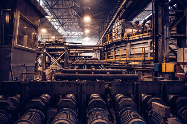 Εργοστάσιο σιδήρου και χάλυβα ή μύλος σωλήνων που βρίσκεται στο Taganrog Νότια της Ρωσίας - Φωτογραφία, εικόνα