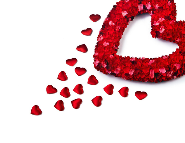 Heart shaped bouquet of red flowers - Zdjęcie, obraz