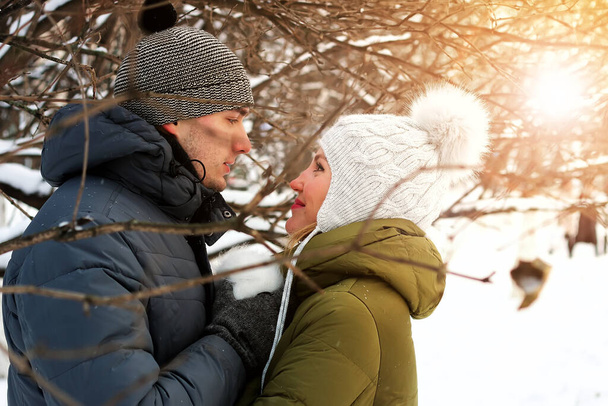 couple on a date in the winter  - Fotografie, Obrázek