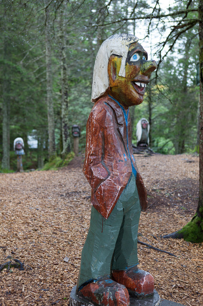 Trolle im Wald auf dem Berg Flaine. Bergheim. Norwegen - Foto, Bild