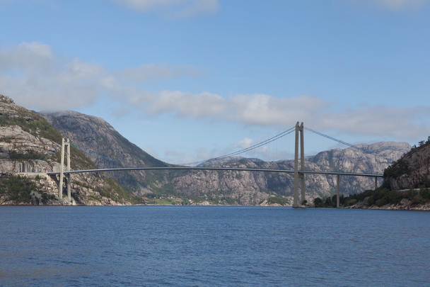 Ponte sospeso sul Lysefjord. Paesi Bassi
. - Foto, immagini