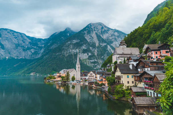 vista panoramica di hallstatt paese austria copia spazio - Foto, immagini