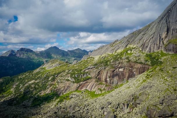 Beautiful mountains and rocks in the Ergaki nature reserve, Russia - Photo, image