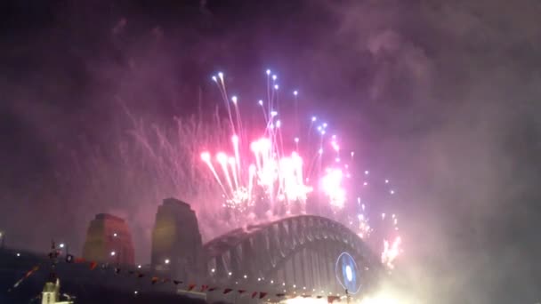 Fireworks from the Sydney Harbour bridge in Australia - Footage, Video