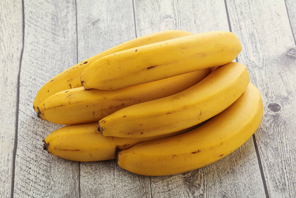 熱帯黄色のバナナ果実ヒープ分離 - 写真・画像