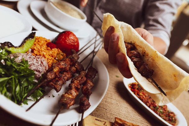 Turco e árabe tradicional Ramadã Kebab - Foto, Imagem